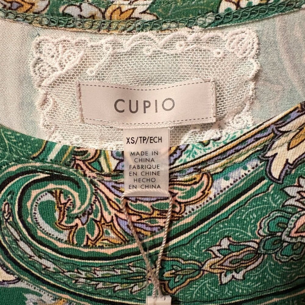 Cupio Favorite Basic - Juliana Crepe Long Sleeve Knit Top, Shirttail Hem​ - Picture 4 of 4